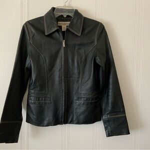 Modern Essentials Elegant Black Leather Jacket